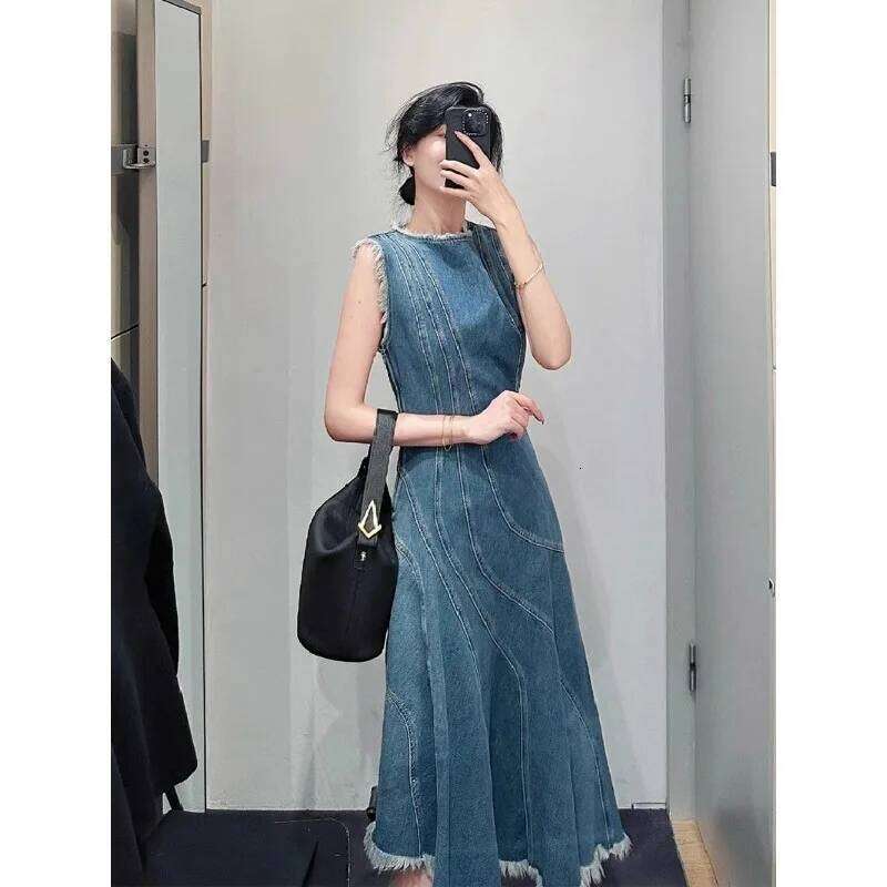 Spring and Summer Fashionable French Retro Denim Sleeveless Women's Loose Vest A-line Long Skirt Dress XJ260225