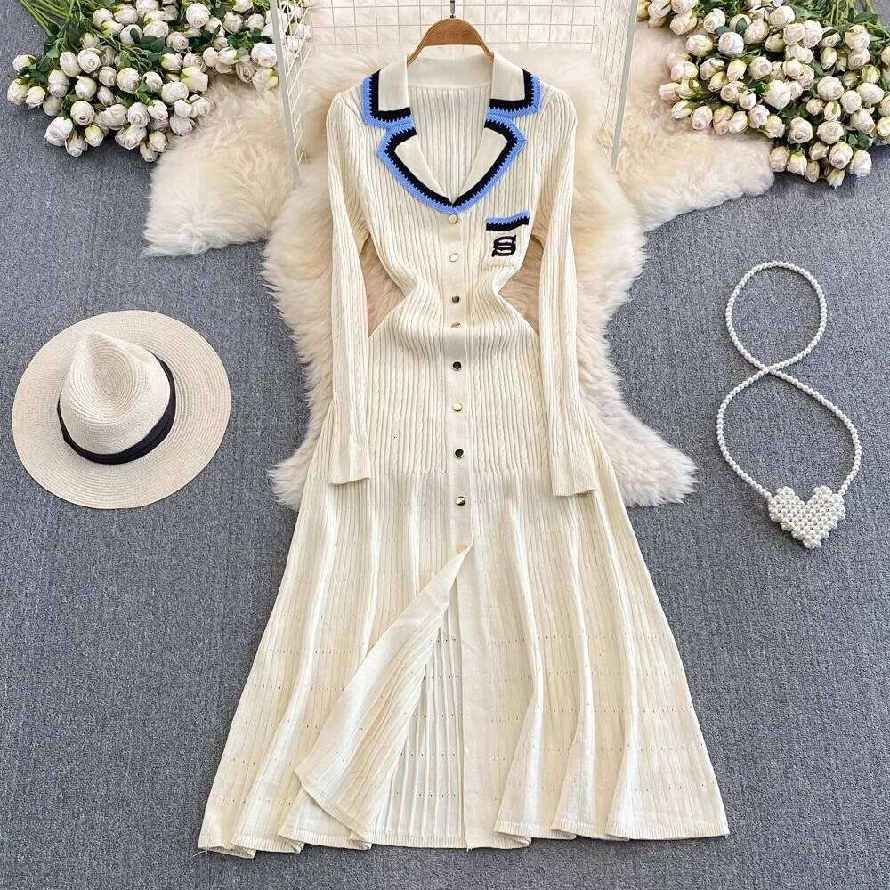 YuooMuoo 2024 Autumn Winter Elegant Knitted Sweater Women Brand Fashion Embroidery Pocket Long Sleeve Shirt Dress Vestidos XJ260225