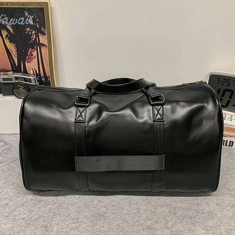 Minimalist Black PU Leather Travel Duffel for Men Water Resistant Gym Sports Shoulder Large Capacity Weekender Overnight Bag Y260225