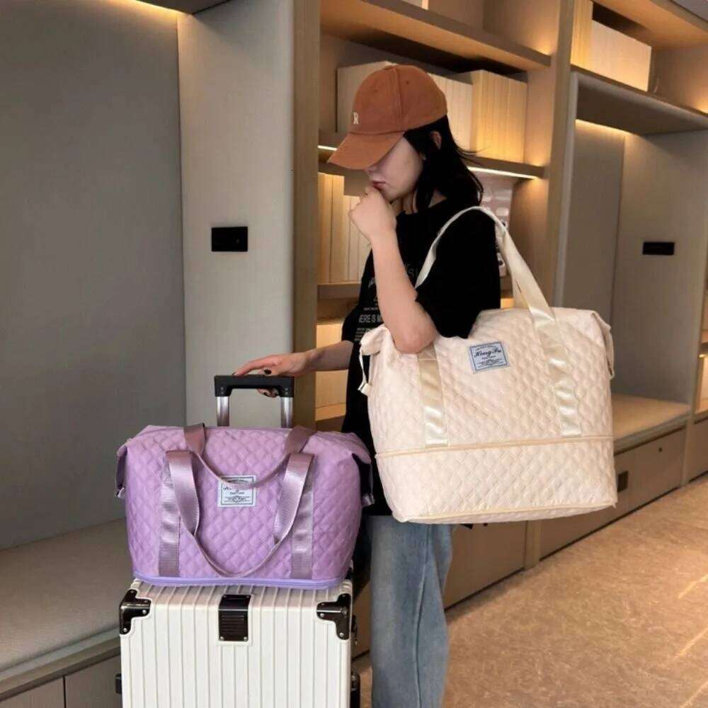 Fashion Large Capacity Handbag Foldable Wet And Dry Separation Fitness Waterproof Shoulder Storage Bag Leisure Travel Y260225