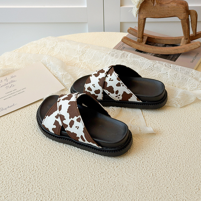 Kids Casual Boys Shoes slippers summer beach shoes Platform sandals with thick soles Versatile women's shoes