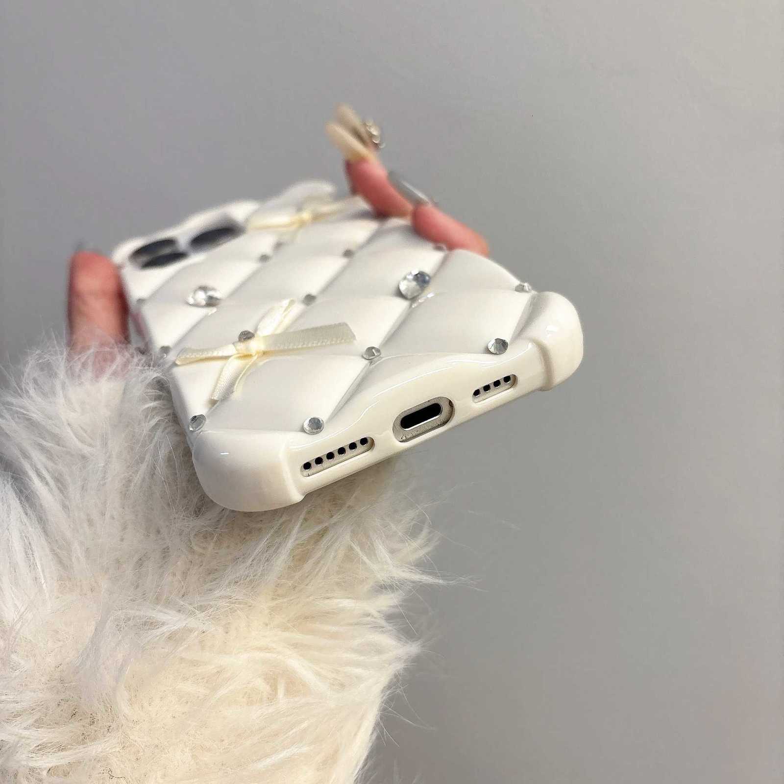 3D Grid Soft TPU Phone Case | Cute Bowknot Bling Diamond Shockproof Cover for iPhone 11-16 SeriesT260225