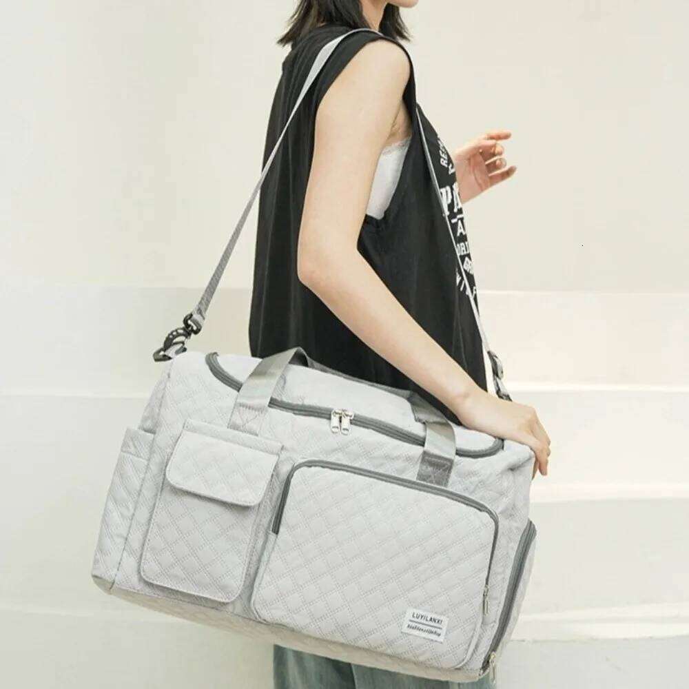 Simple Quilted Travel Duffle Solid Color Wet Dry Separation Luggage Oxford Foldable Sports Tote Bag Ladies Y260225