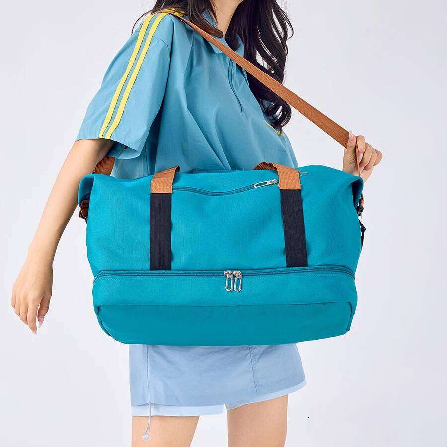 Fashionable Contrasting Sports Handbag, Large Capacity, with Independent Shoe Cabinet, Suitable for Travel Luggage, Fitness Bags Y260225