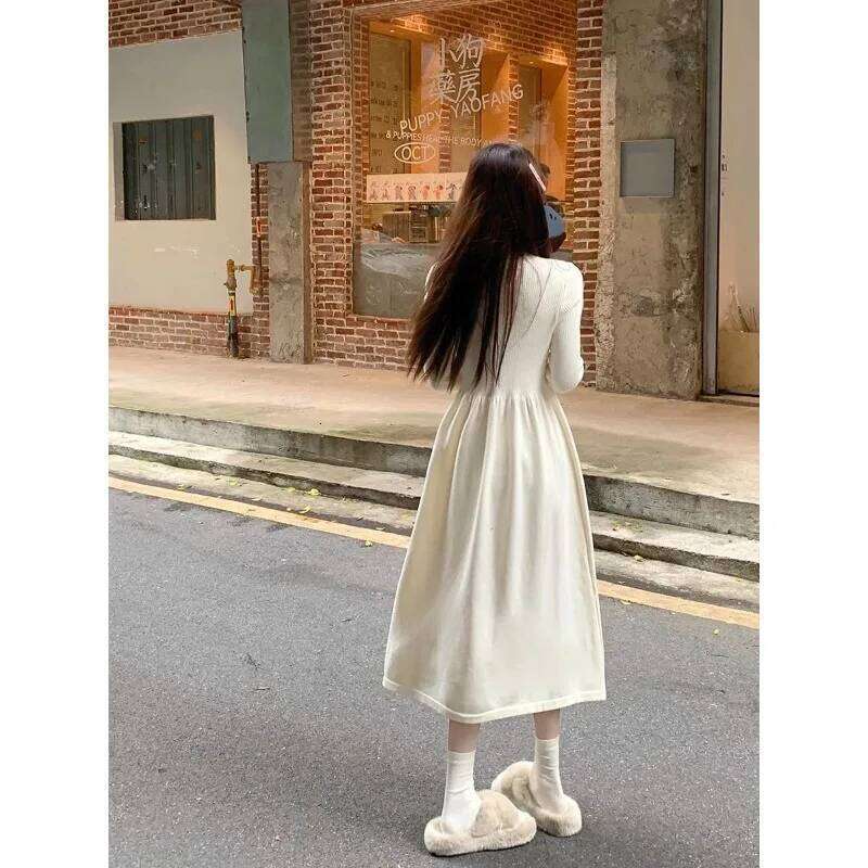 Gentle Long-sleeved Half-high Collar Knitted Dress Women New Autumn Long Skirt XJ260225