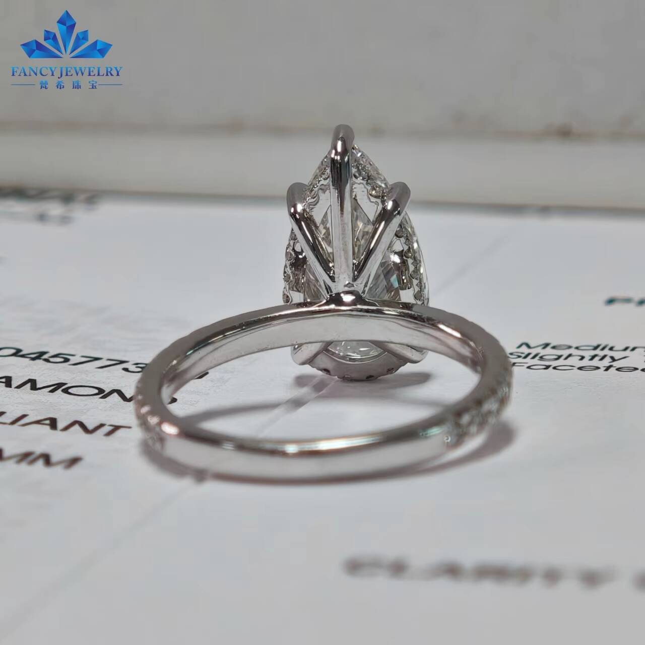 Igi Certified Cvd HPHT Lab Grown Created Diamond 14k 18k Solid Gold White Gold Rings Pear Cut Engagement Ring Jewelry for Women