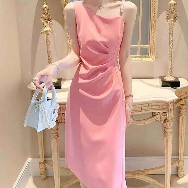 Pearl Spaghetti Strap Design Mermaid Ladies French Inclined Shoulder Dresses Female Elegant Solid Color Maix Dress Mujer XJ260225
