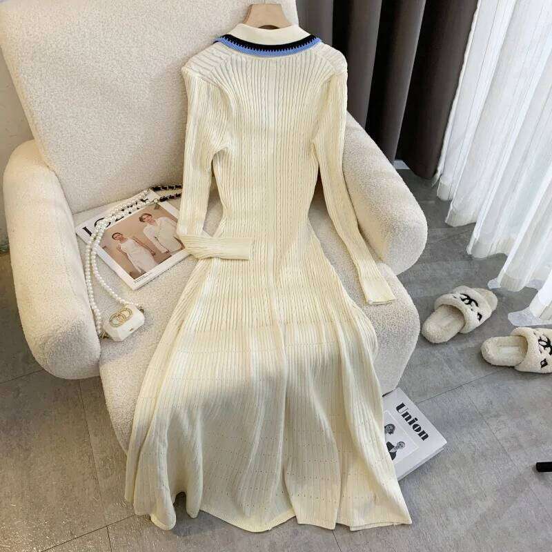 YuooMuoo Elegant Embroidery Letter Knitted Maxi Autumn Winter Brand Fashion Lady Notched Black Sweater Dress Office Robes XJ260225