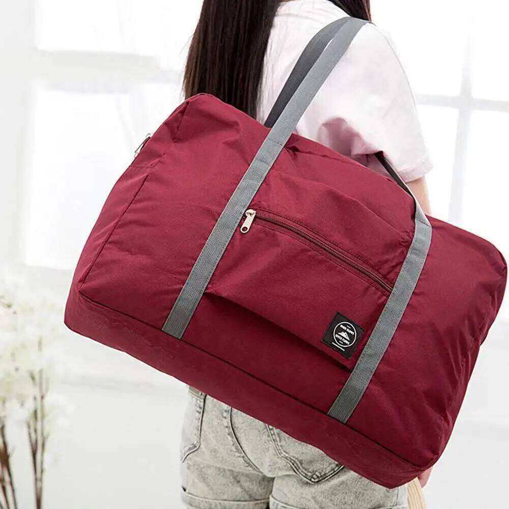 Portable Large Capacity Lightweight Sports Gym Carry On Luggage Foldable Duffle Bag for Travel Y260225