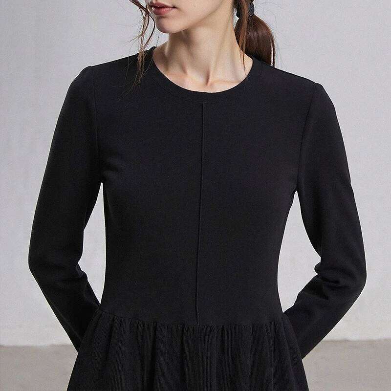 TOYOUTH Women 2025 Winter New Little Black Dress Spliced Crew-neck Minimalist Base Dresses XJ260225