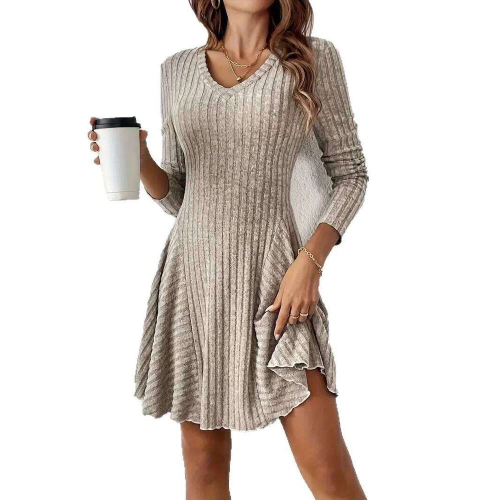 European American Hot A-line Dress 2025 Autumn and Winter Fashion Knitted Long-sleeved XJ260225