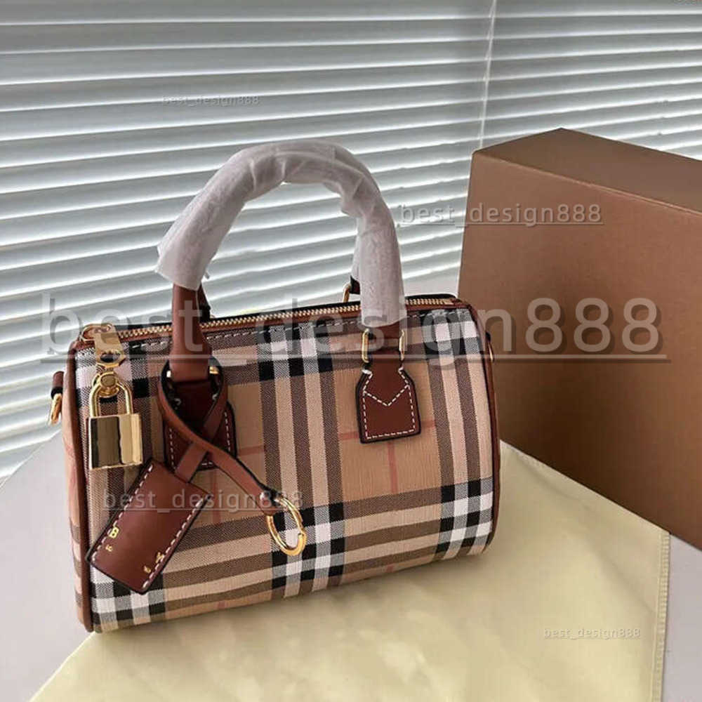Totes blueberry bag Classic Woman Designer Shoulder bags Leather Shopping Bag Lady Embossing Totes handbag Womens Crossbody Evening Purse Casual Wallets gift 4cd