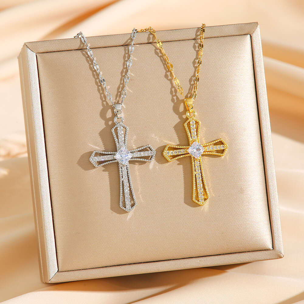 Cross Necklace for Men and Women Zircon Pendant Clavicle Chain Jewelry