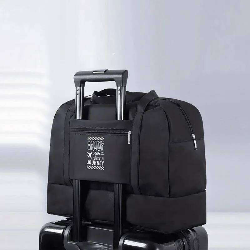 Large Capacity Fashion Bag For Unisex Weekend Solid Color Handbag Wet And Dry Separation Travel Carry On Bags Y260225