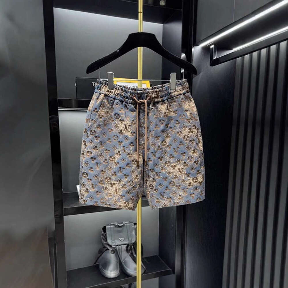 Men's Dopamine Light Luxury Summer Printed Fashion Trend Versatile Casual Stylish New Short Beach Pants