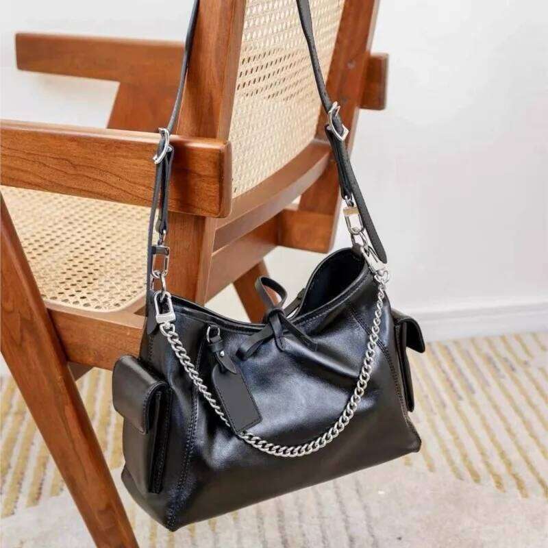 Black Tied Chain Tote Women Leather Large Capacity Stitching Shoulder Ladies Retro Sle Commute Casual Crossbody Bag 2025 H260225
