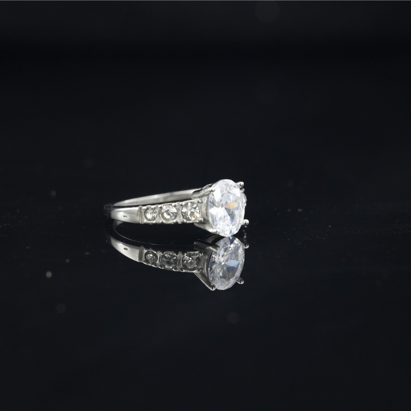 Classic Moissanite Engagement Ring Women Minimalist Niche Design Fashion Wedding Band Fine Jewelry For Ladies Showcase Elegance