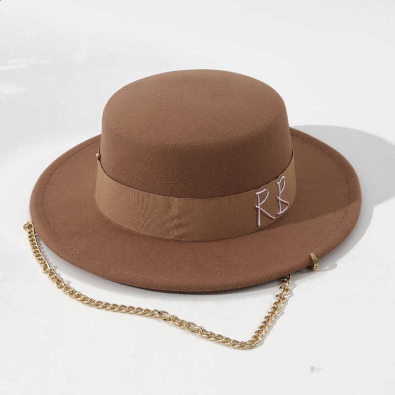 French Style Fedora Hat for Women 10CM Wide Brim Flat Top Felt Hat Fashion Metal Chain Derby Wedding Jazz Hats 250912