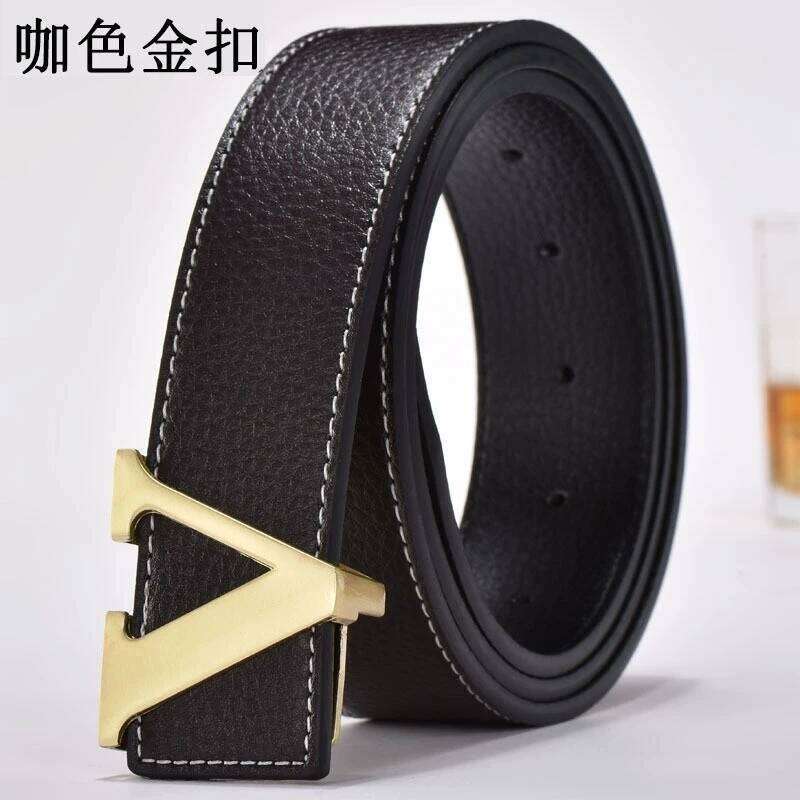 Men's high-end with smooth buckle; Korean style fashion trend letter V belt; men's belt Y260225