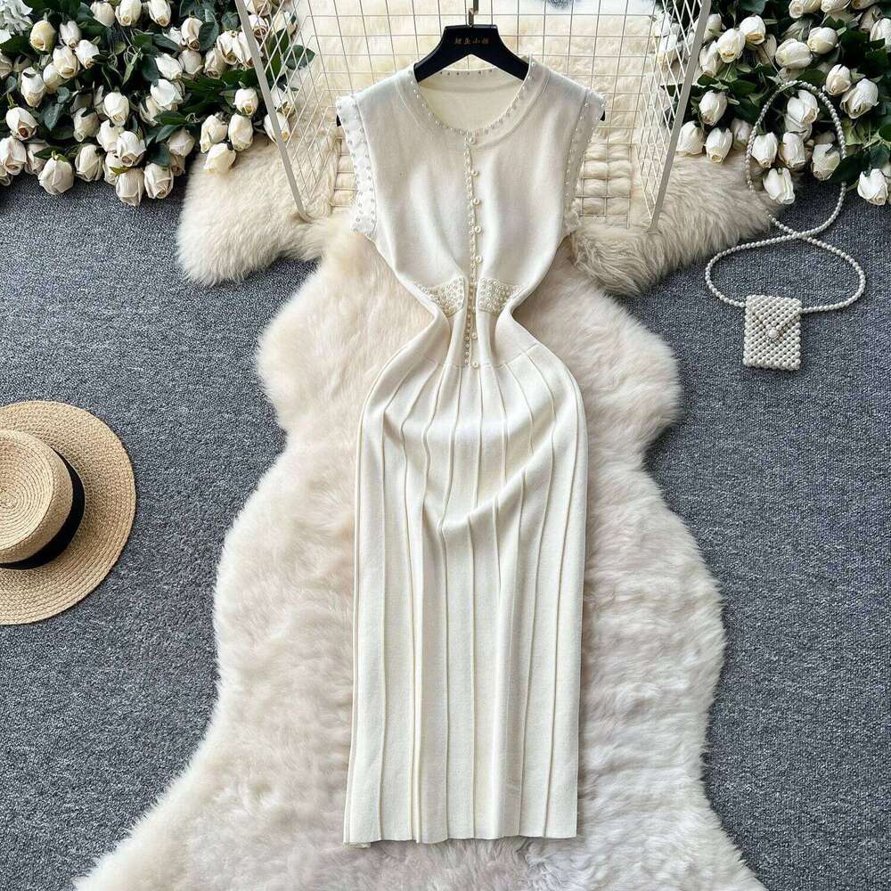 YuooMuoo 2026 New Arrival Women Knitted Long Elegant O-neck Pearls Pleated Sweater Dress Korean Office Lady Vestidos XJ260225