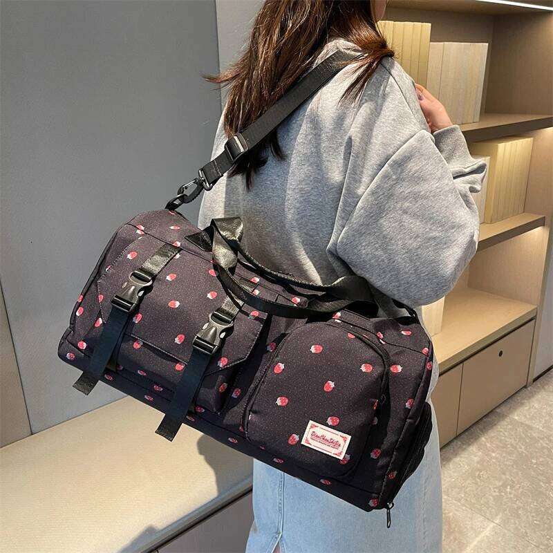Large Capacity Duffel Cute Printed Sports Fitness Multi Functional Travel Bag With Independent Shoe Compartment Y260225