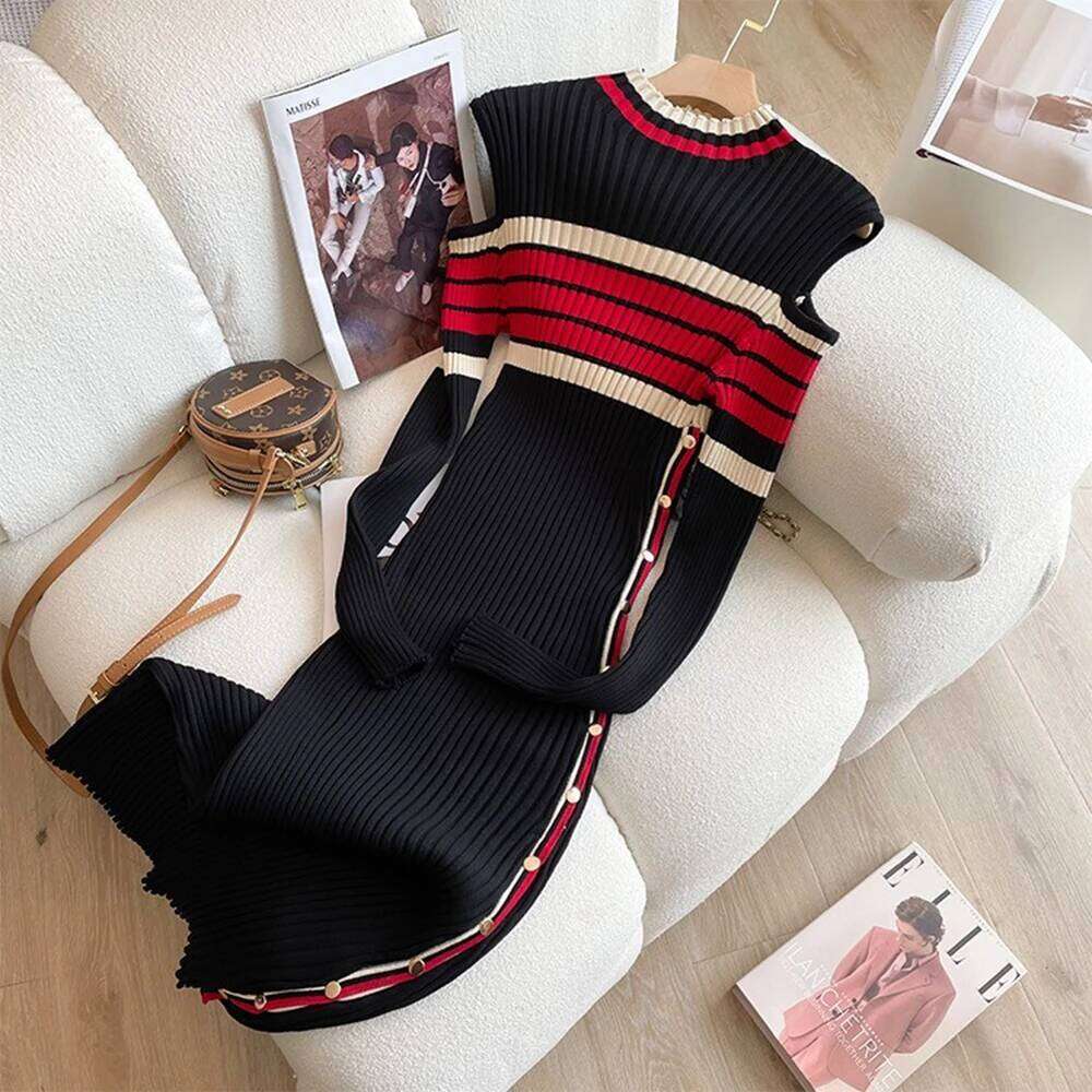 YuooMuoo Women 2025 New Arrival Slim Elastic Split Knitted Long Chic Fashion Package Hips Office Lady Bodycon Dress XJ260225