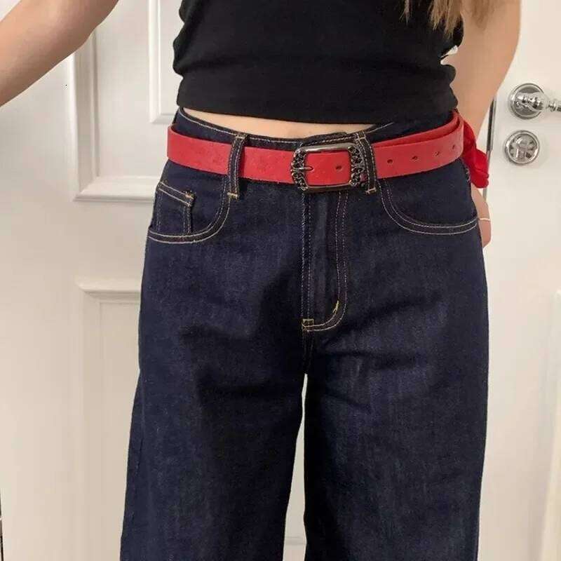 2025 Butterfly Niche Red Popular Women's Hot Selling New PU Leather Belt Simple and Versatile Jeans Decoration Y260225