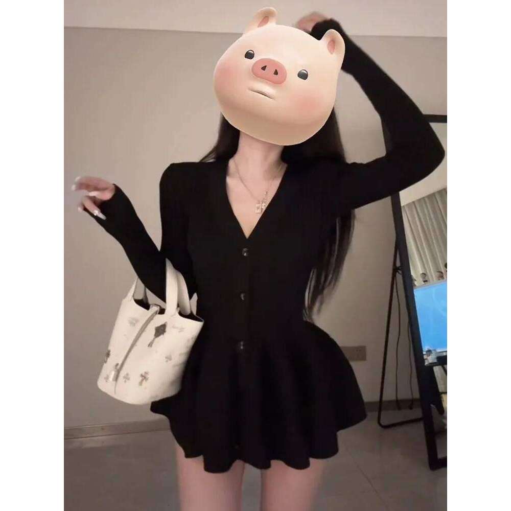 Autumn Winter Elegant Vintage Black V-neck Women Y2k Gothic Knitted Dresses Korean Sweet Fashion Slim Fit Mini Dress New XJ260225