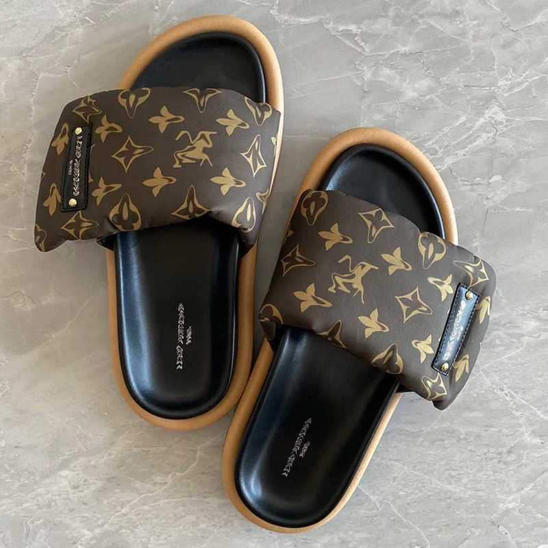 Designer sandals slippers for women slides comfort embossed ladies mules flats shoes triple black pink deep denim blue luxury fashion woman men sliders