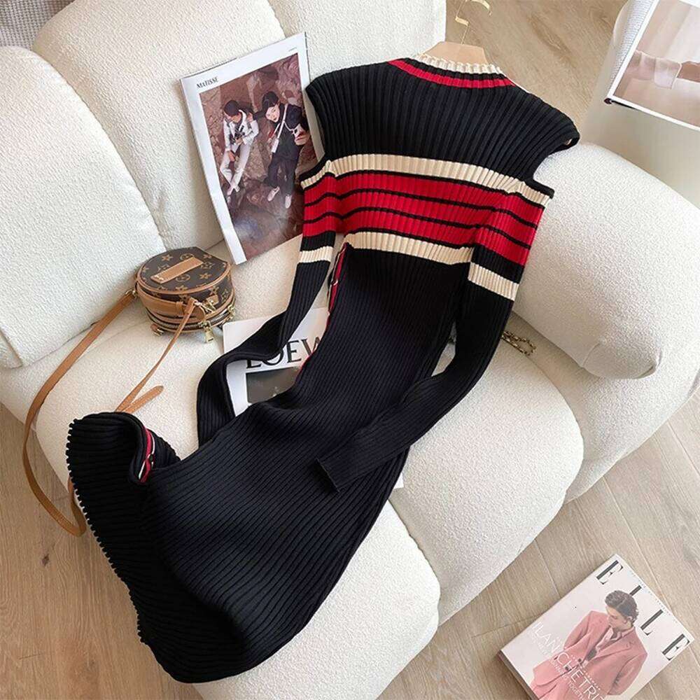 YuooMuoo Women 2025 New Arrival Slim Elastic Split Knitted Long Chic Fashion Package Hips Office Lady Bodycon Dress XJ260225