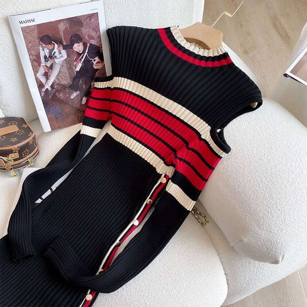 YuooMuoo Women 2025 New Arrival Slim Elastic Split Knitted Long Chic Fashion Package Hips Office Lady Bodycon Dress XJ260225