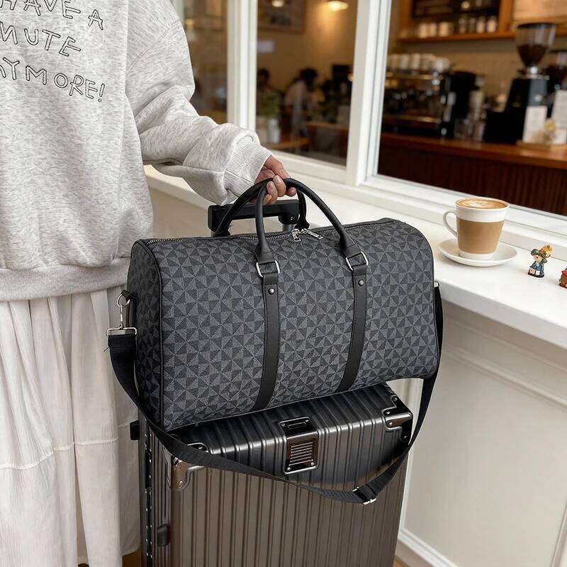 Unisex Travel Handbag Luggage Lightweight Crossbody Shoulder Bag Waterproof Large Capacity Storage for Business Trip Y260225