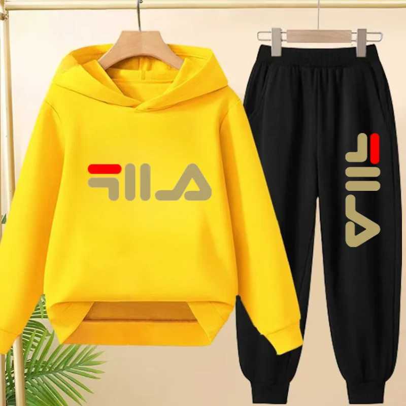 Kids Hoodie Jogger Set - Soft 2-Piece Black Tracksuit with Stylish Curved Hem & Elastic Waist for Boys GirlsT260225