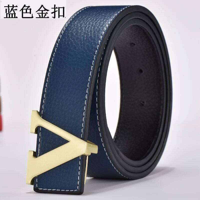 Men's high-end with smooth buckle; Korean style fashion trend letter V belt; men's belt Y260225