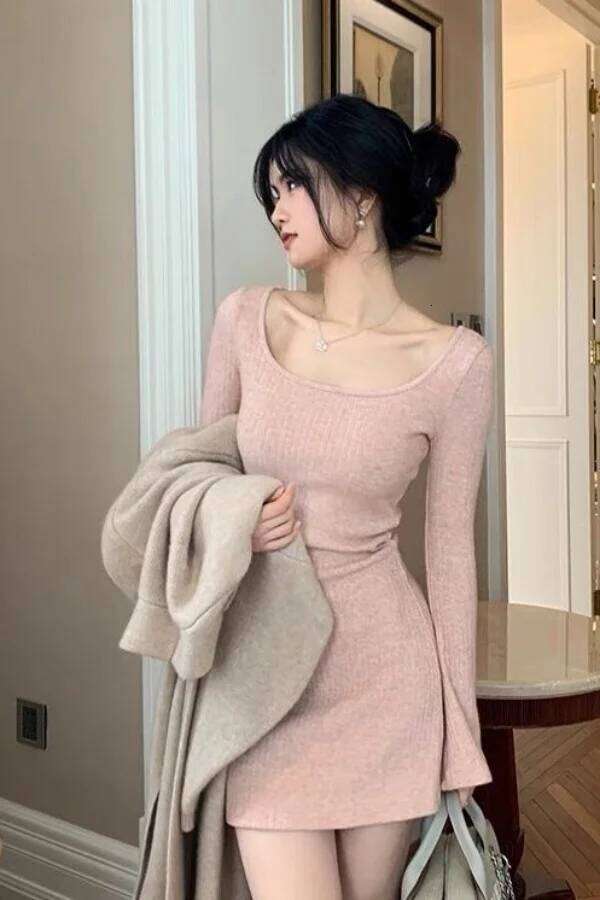 Spring Autumn New Square Neck Flared Sleeve Knitted Dress XJ260225