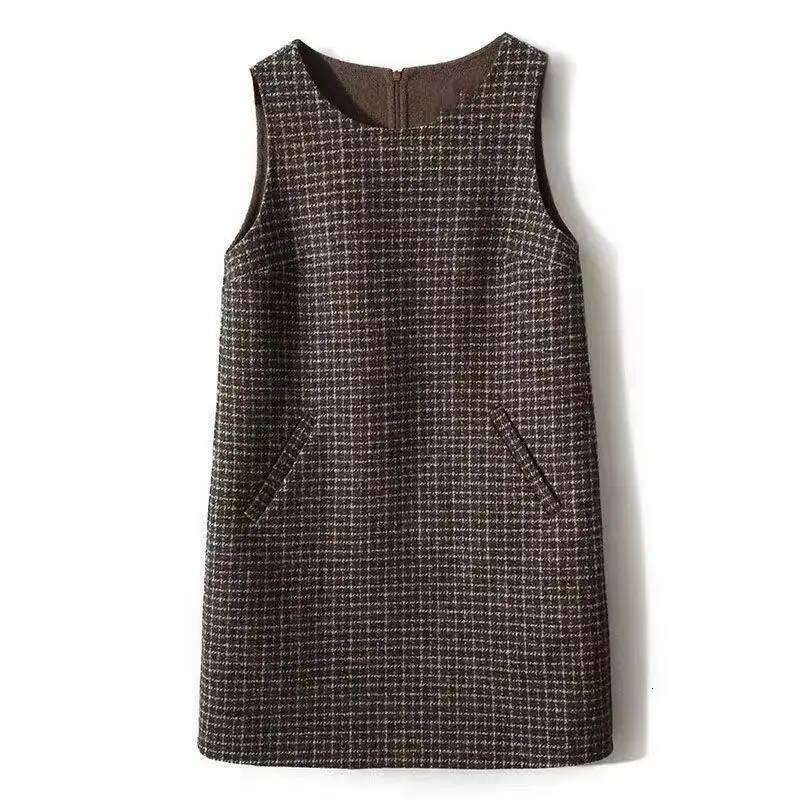 Thousand Bird Grid Round Neck Sleeveless Dress Women's 2024 Spring and Autumn New High-end Mid to Long Woolen Vest Skirt XJ260225
