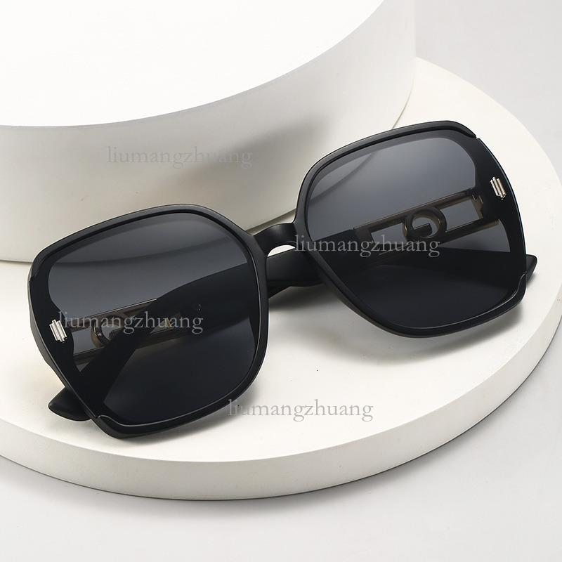 2026 Designer Shiny Metal Letter Women's Sunglasses UV Resistant Outdoor Glasses Texture Big Face Shape Slimming Versatile Street Photography Tre - view 8