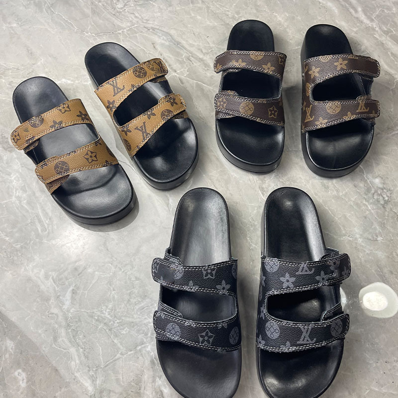Free shipping 2026 summer new home and outdoor designer slippers for men and women lightweight casual fashionable simple beach shoes