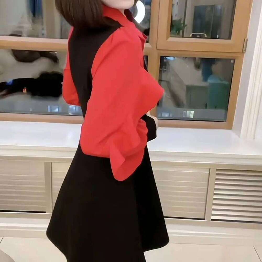 Fake Two Korean Long Sleeved Dresses with Fashionable Splicing New Loose Slimming Style Versatile and Youthful XJ260225