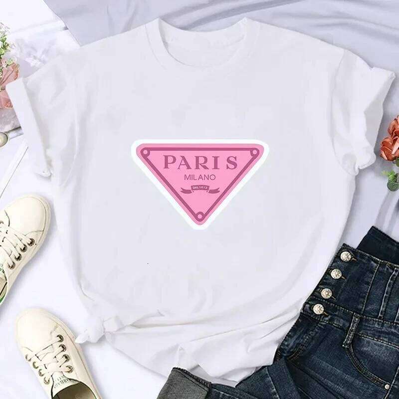 Luxury Brand Paris Women's Summer Printed Tshirt Casual Y2k Personality Sleeve Round Neck Women Clothing Vintage Clothes Graphic