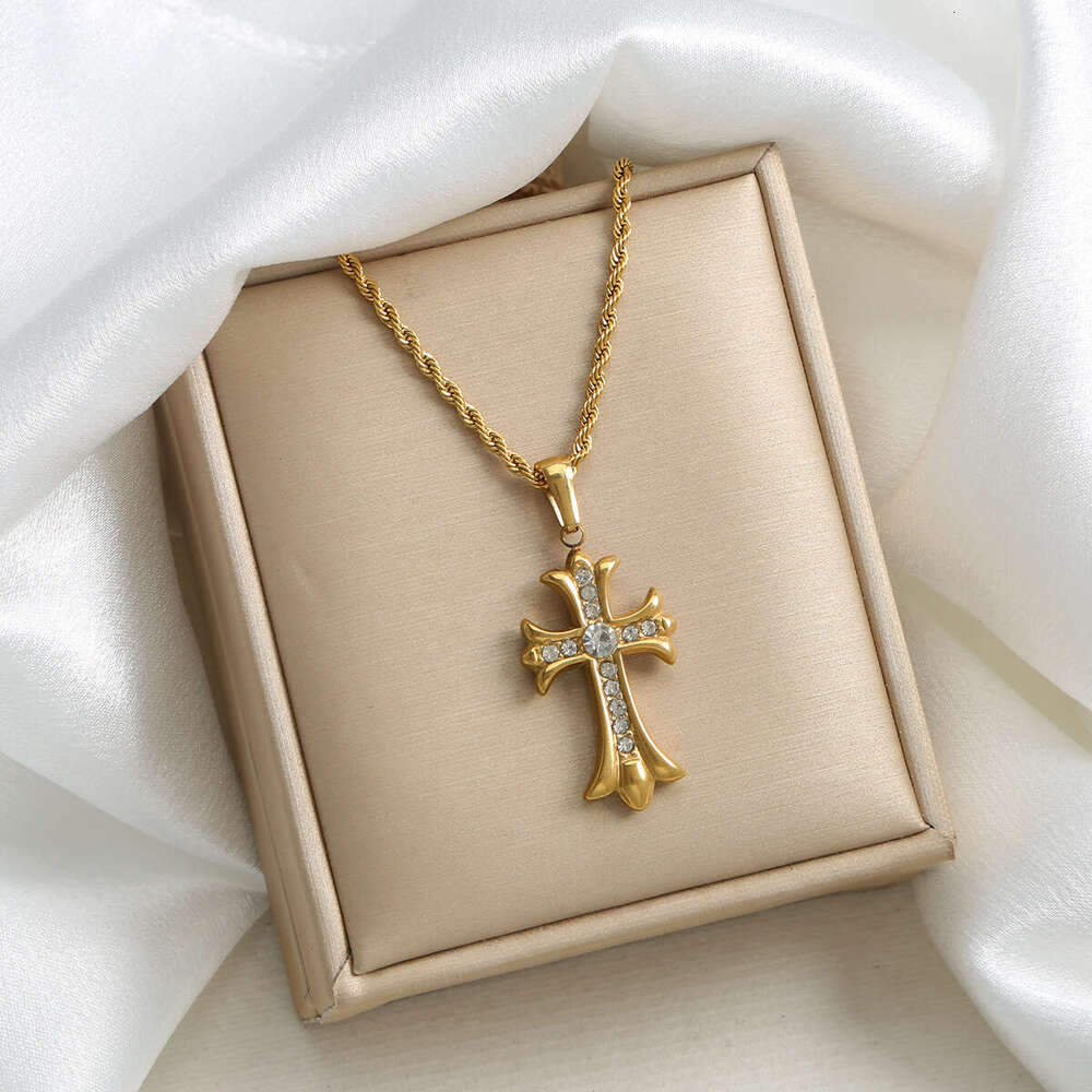 Cross Pendant Necklace Accessories Light Luxury Retro Artistic Chain