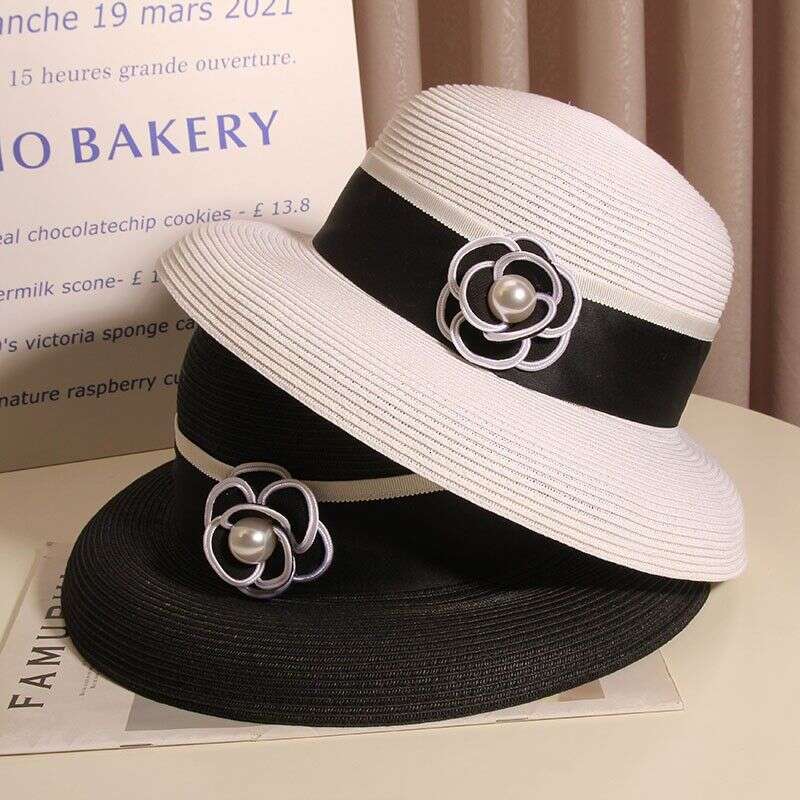 Metal buckle decorated straw hat Fashionable tassel decoration Suitable for wedding guests and garden parties