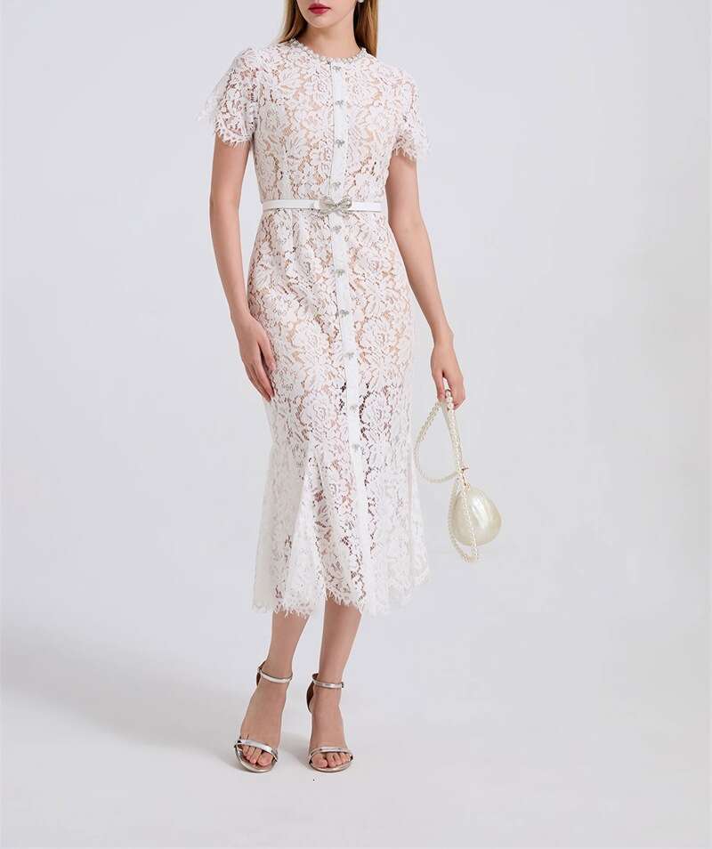 2026 Spring and Autumn new elegant and fashionable floral lace slim fit women's fishtail long skirt