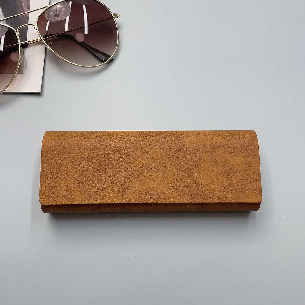 Portable Glasses Case Lightweight Anti Stress Design with Magnetic Closure and Sheepskin Texture for Retro Sunglasses Storage Travel Gift(Note the 1 c