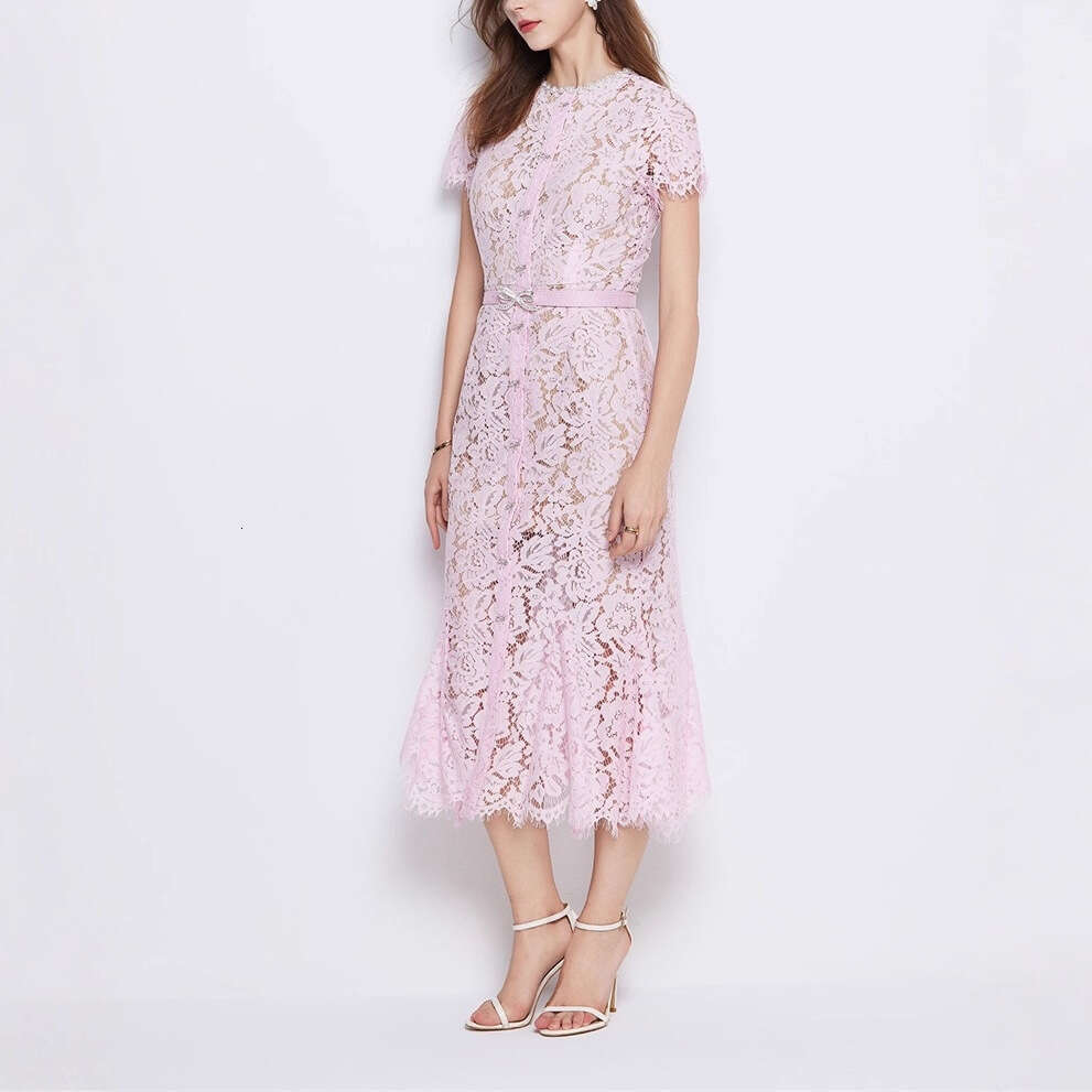 2026 Spring and Autumn new elegant and fashionable floral lace slim fit women's fishtail long skirt