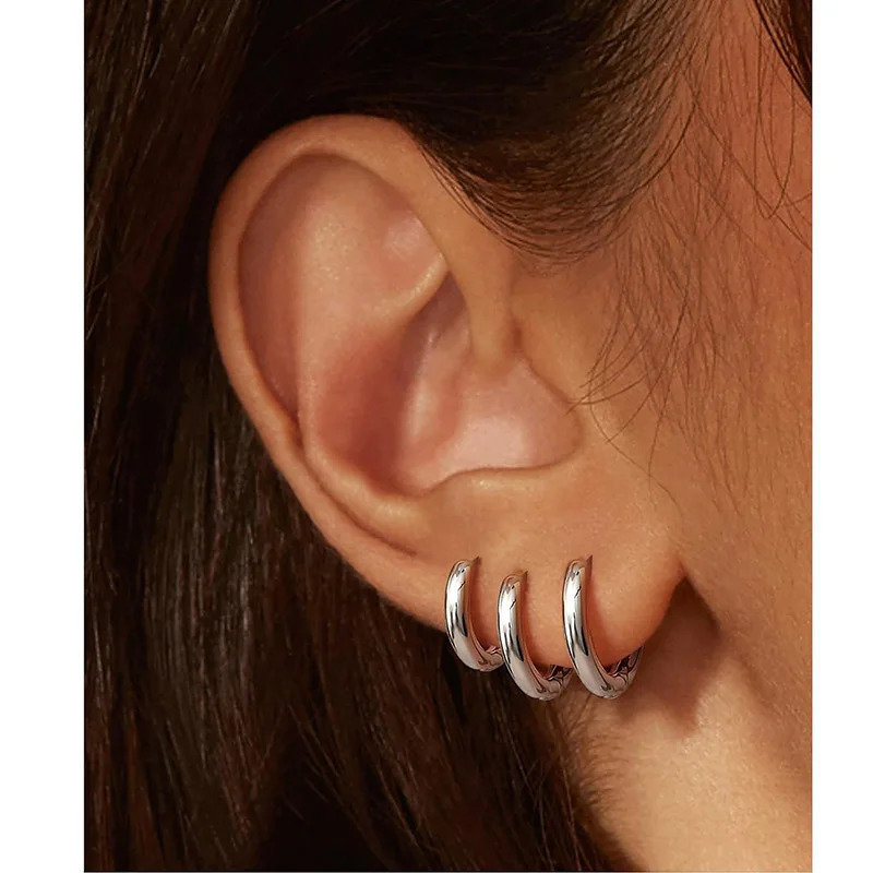 5 Pairs 14K Gold Plated Huggie Hoop Earrings for Women Lightweight Minimalist Small Hoops Multiple Piercing Stack Set 260126