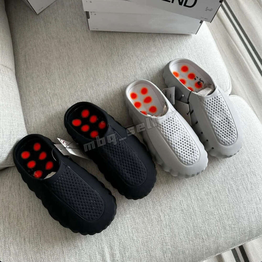 Desginer Slides Mind 001 Slide New Slippers soft Rubber Tech Comfort Slippers Bone White Red Black Light Smoke Grey Mens Womens Mind001 Summer Beach Shoes