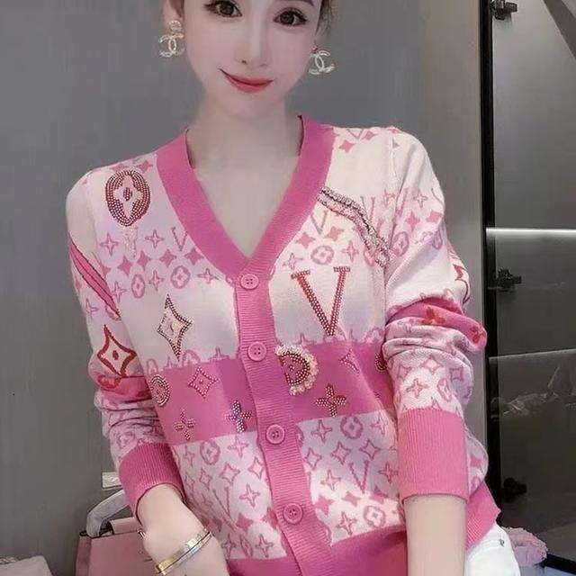 European Style Diamond-Studded Letter V-Neck Ice Silk Knit Cardigan For Women, Autumn Fashionable Outerwear, Super Popular Slimming Top