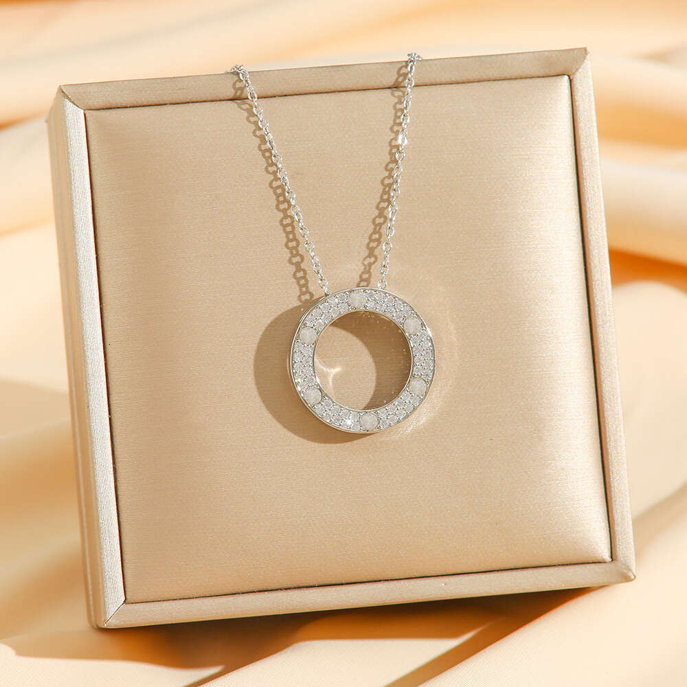 Large Inlaid Round Cake Titanium Steel Necklace For Women Non-fading High-end Light Luxury Full Diamond Pendant Jewelry