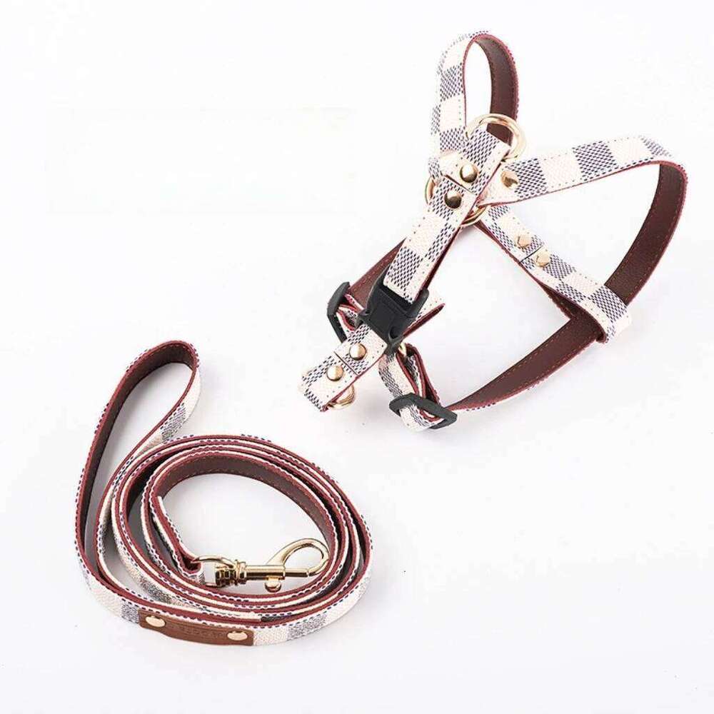 Fashion Brand Pet Dog Chest Strap Traction Rope Neck Ring Collar Supplies Small and Medium Dogs